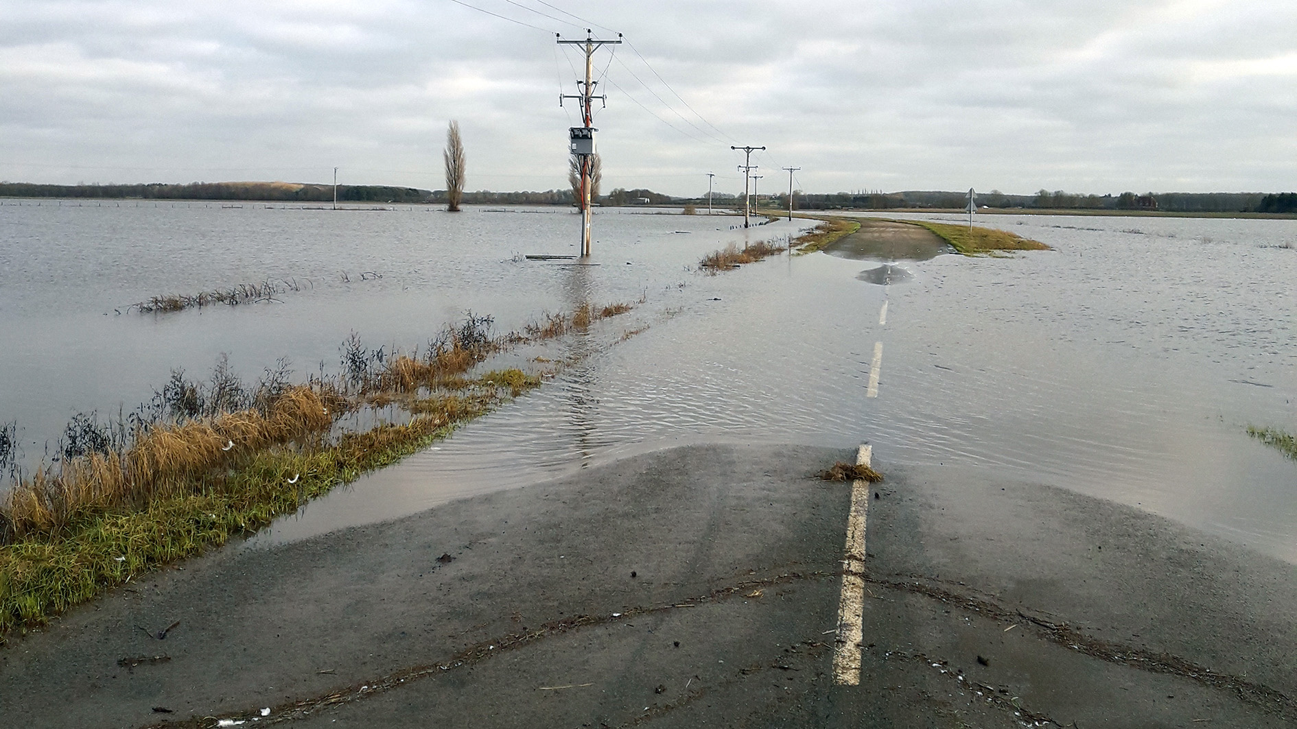 Short Ferry road partial flooding